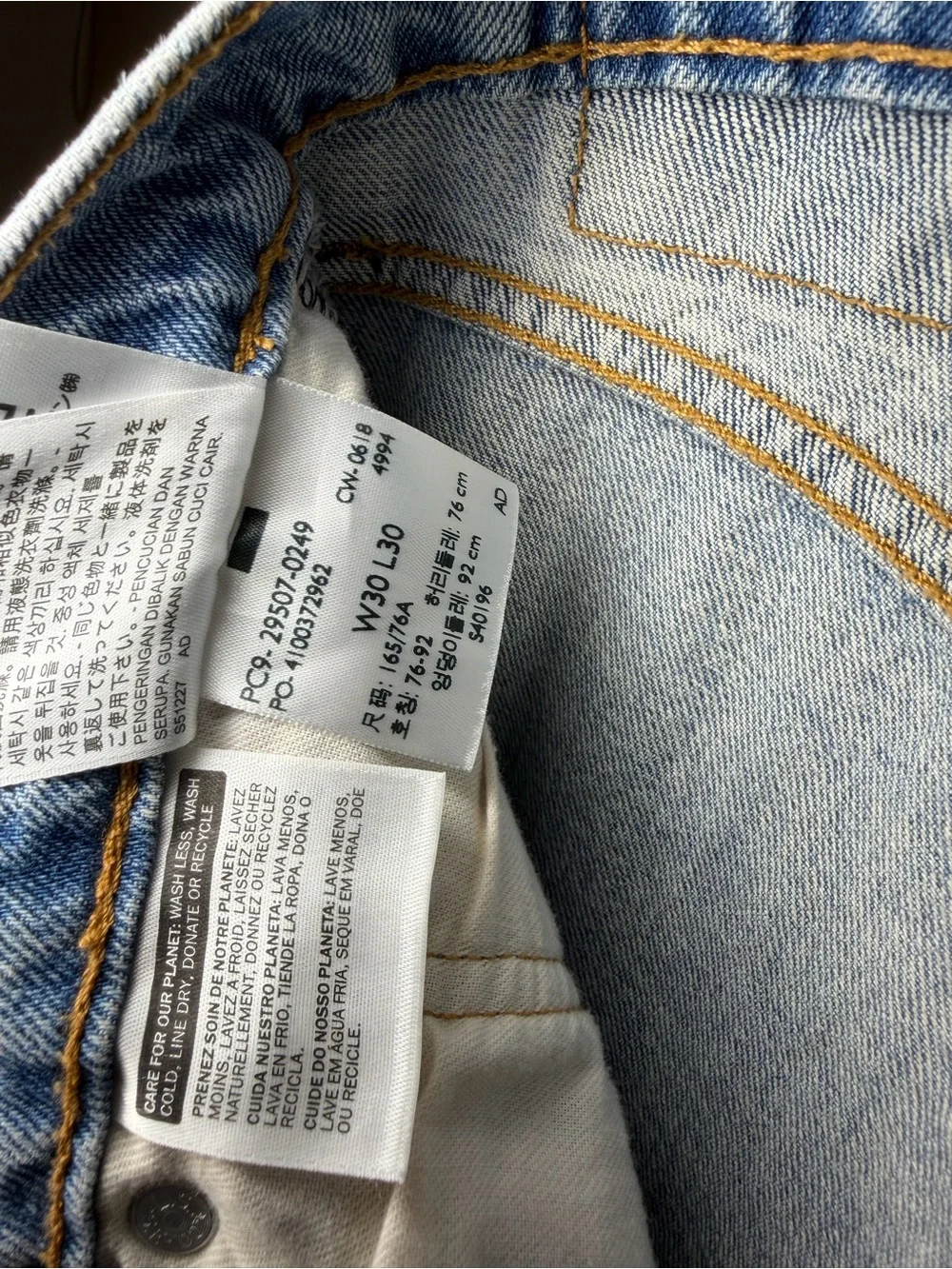 Levi's 502 Men's Light Blue Straight Jeans - Picture 4 of 9